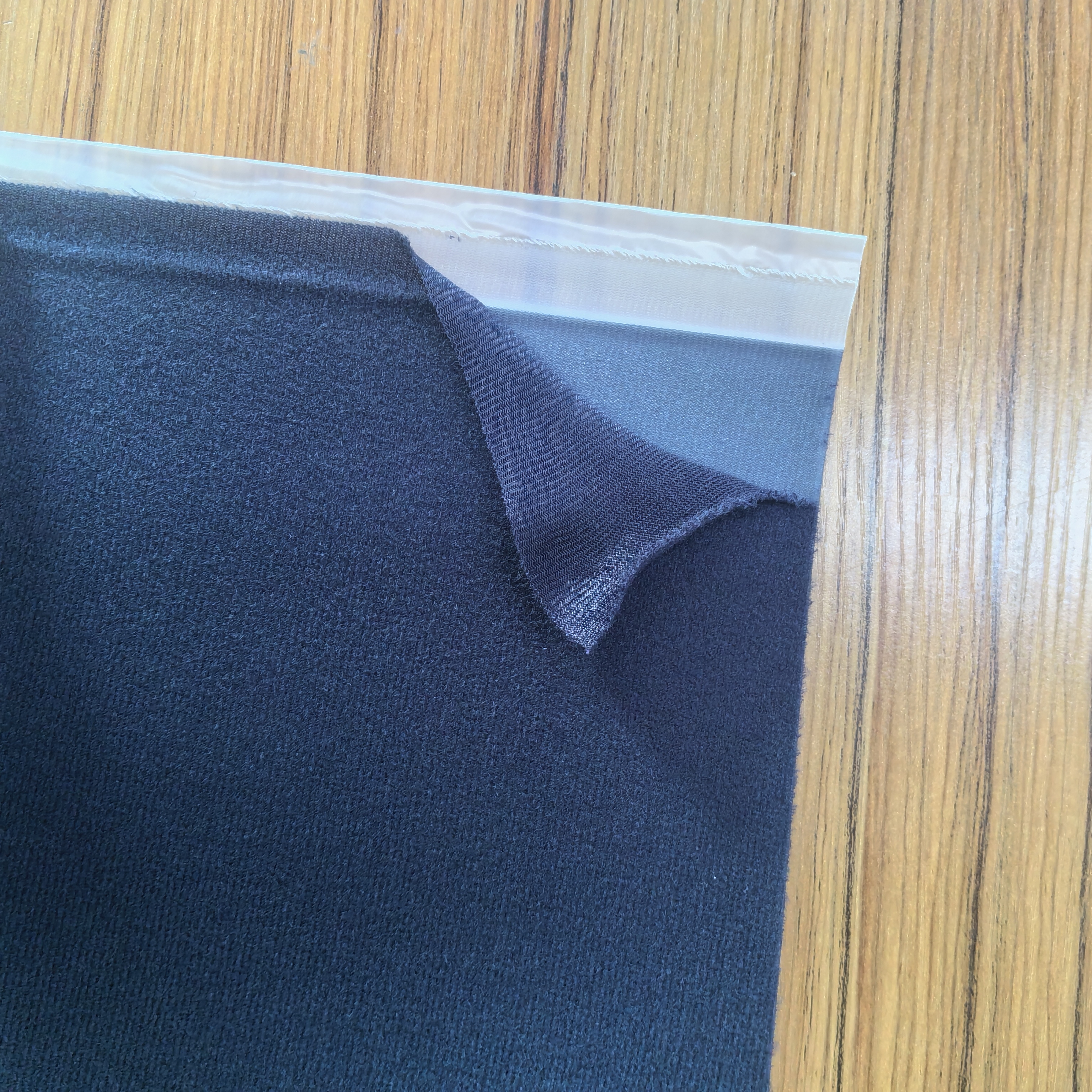 PP板貼天鵝絨.jpg PP板貼天鵝絨.jpg